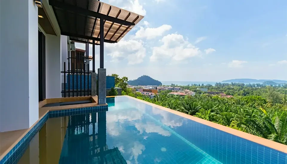 هتل آنداکری پول ویلا